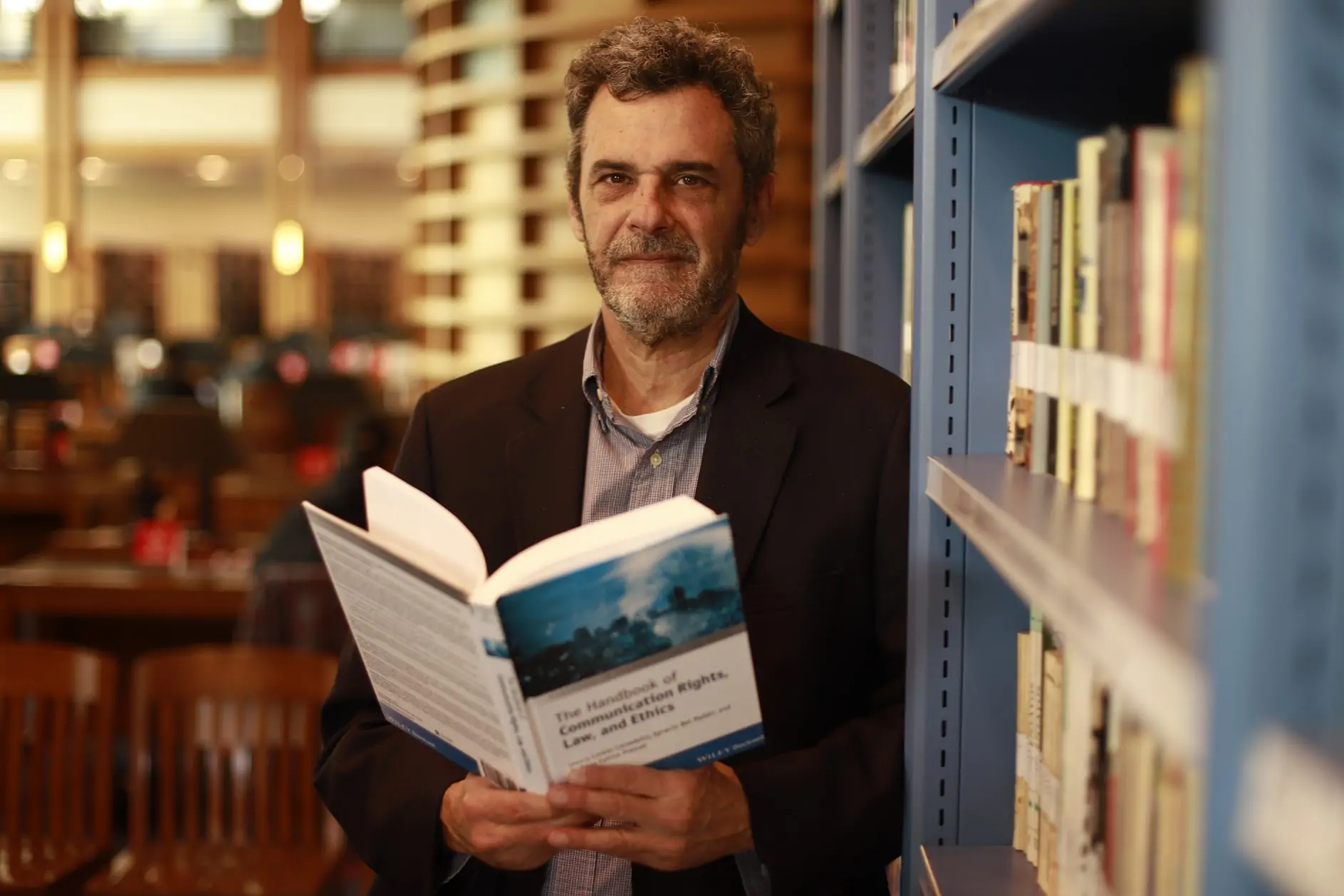 Pedro Anguita cuestiona rol de Contraloría y advierte sobre desinformación y crisis del sistema informativo