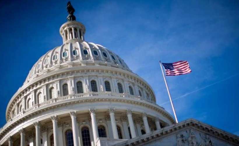 Cámara de Representantes de EEUU aprueba ley de Trump para recortar impuestos