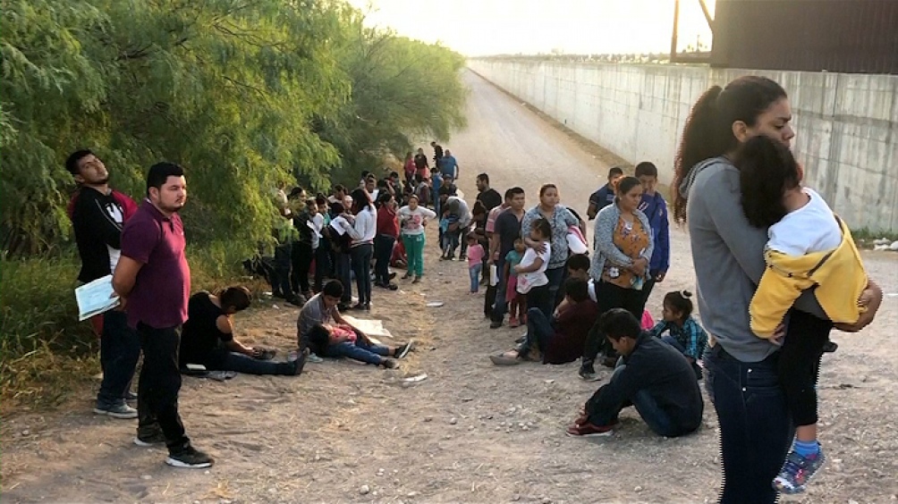 EEUU advierte que un número sin precedentes de migrantes cruzó la frontera  desde México en julio | El Periodista Online