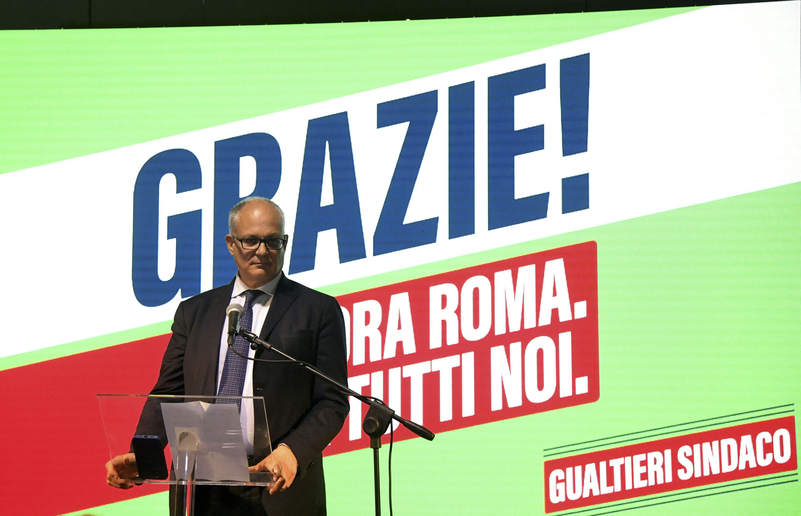 Roma, Gualtieri, alcalde