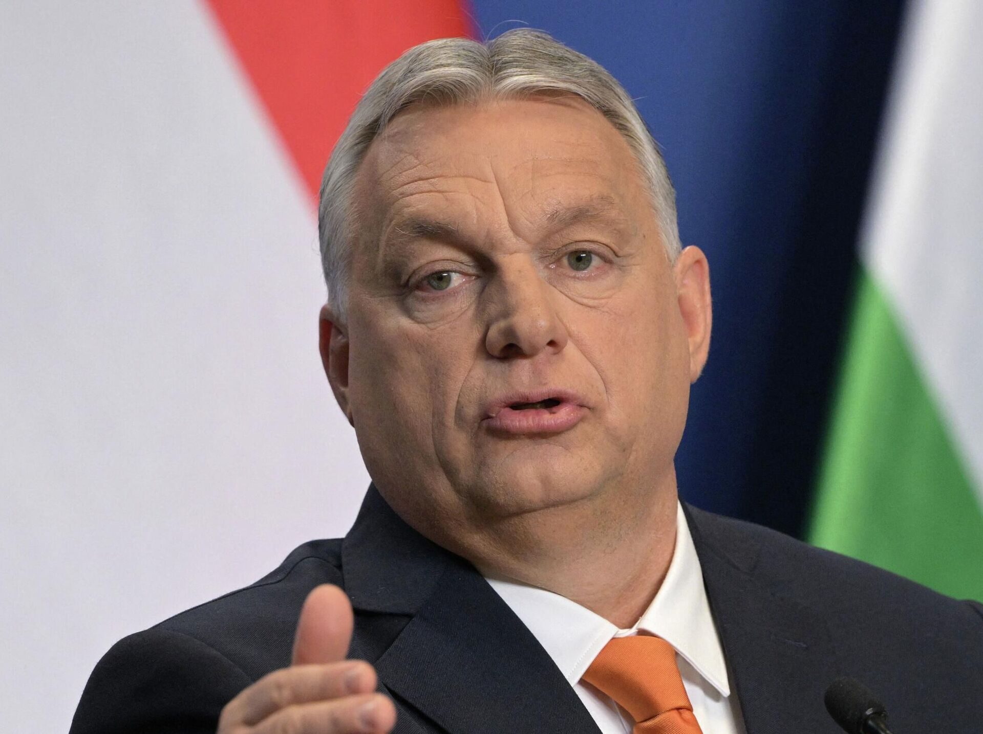 Orbán reivindica políticas anti LGTBI frente a críticas