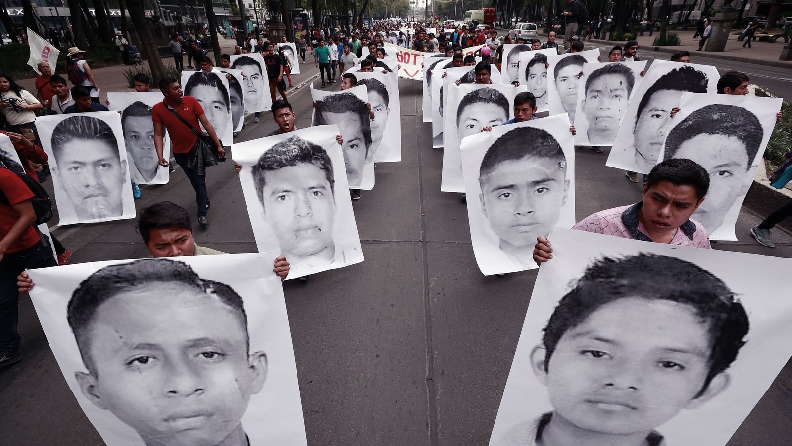 Detenido exfiscal de México Jesús Murillo Karam por caso Ayotzinapa