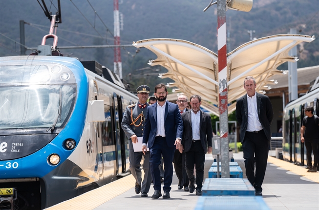 Boric anuncia tren Santiago - Viña del Mar