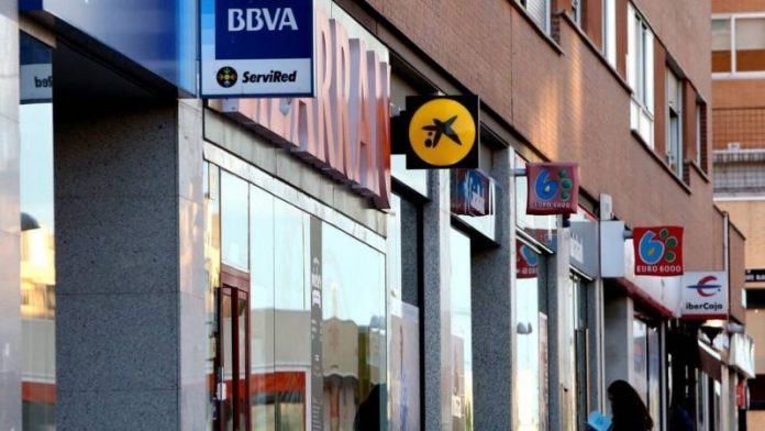 Bancos: la organización más elegida para cometer fraudes de suplantación de identidad