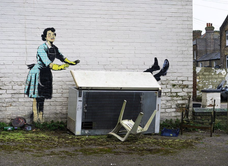 Gobierno británico desmantela la nueva obra de Banksy