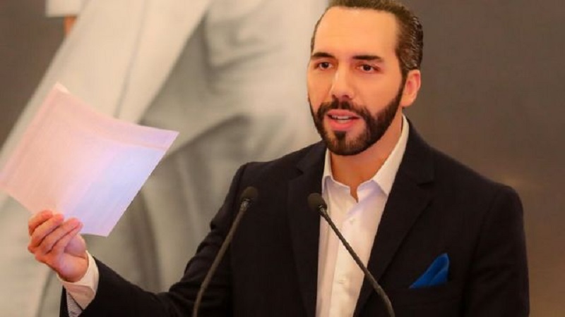 Venezuela y EEUU realizan intercambio de presos, acuerdo que involucra a El Salvador