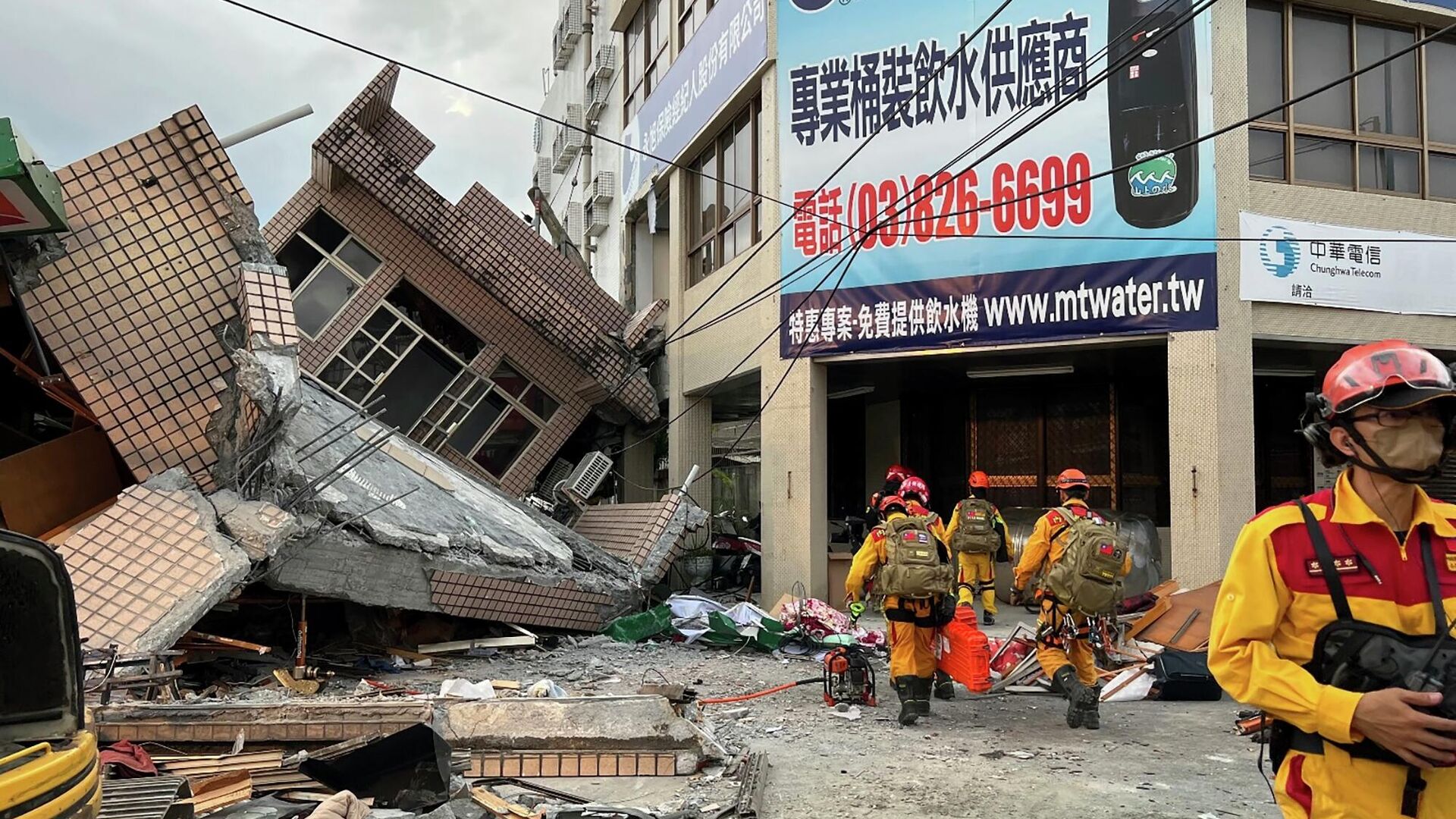 Al menos tres muertos y casi 50 heridos por terremoto en China y Kazajistán El Periodista