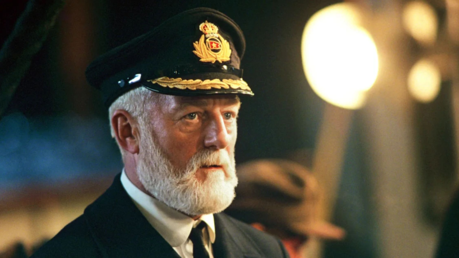 Muere actor que interpretó al capitán del Titanic