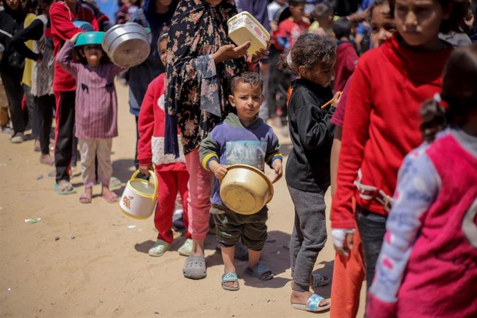 Elevan a cerca de 70 los niños muertos por desnutrición en Gaza