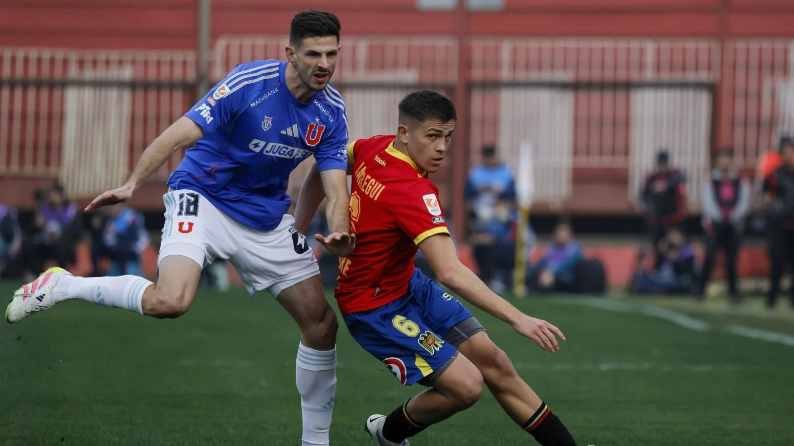 Unión Española cierra su primera rueda con derrota 0-2 ante la “U” y se hunde en la parte baja