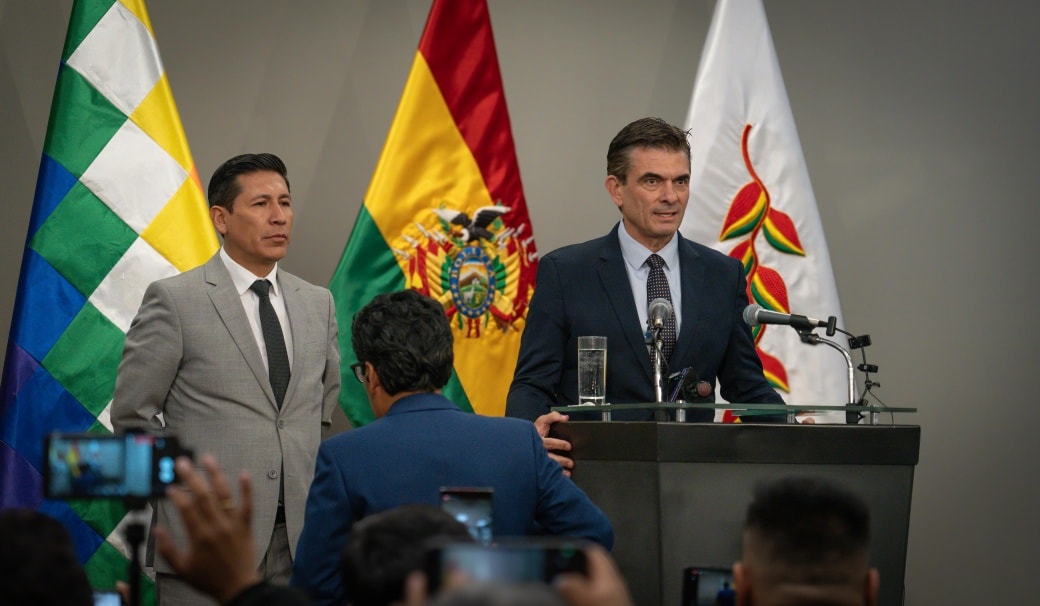 Bolivia y Chile apuntan a fortalecer relación comercial e impulsar proyectos energéticos