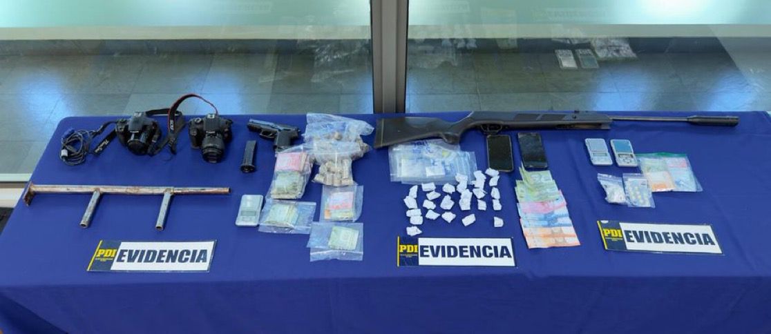Operativo en Lonquimay desarticula red de microtráfico: hay 4 detenidos y se incautaron armas y droga