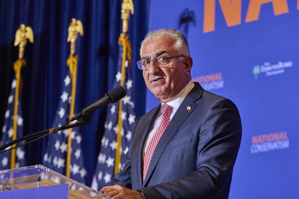 Reza Pahlavi presenta un “plan de cien días” para Irán ante un eventual colapso del régimen