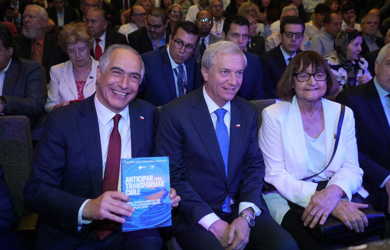 Con presencia de Kast: senador Chahuán lanza último libro en Congreso Futuro 2026