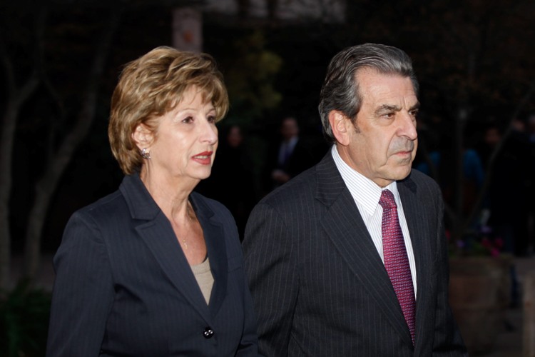 Ingresan a urgencias en San Antonio a exprimera dama Marta Larraechea por complicaciones de salud