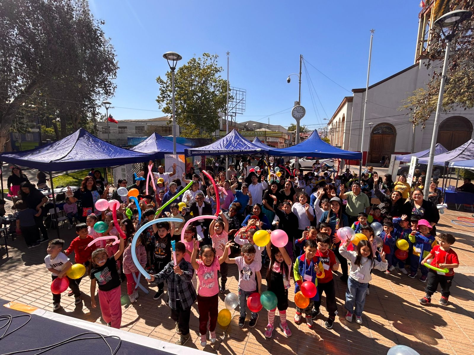 Mineduc reconoce a 19 escuelas de Fundación Coanil con Excelencia Académica