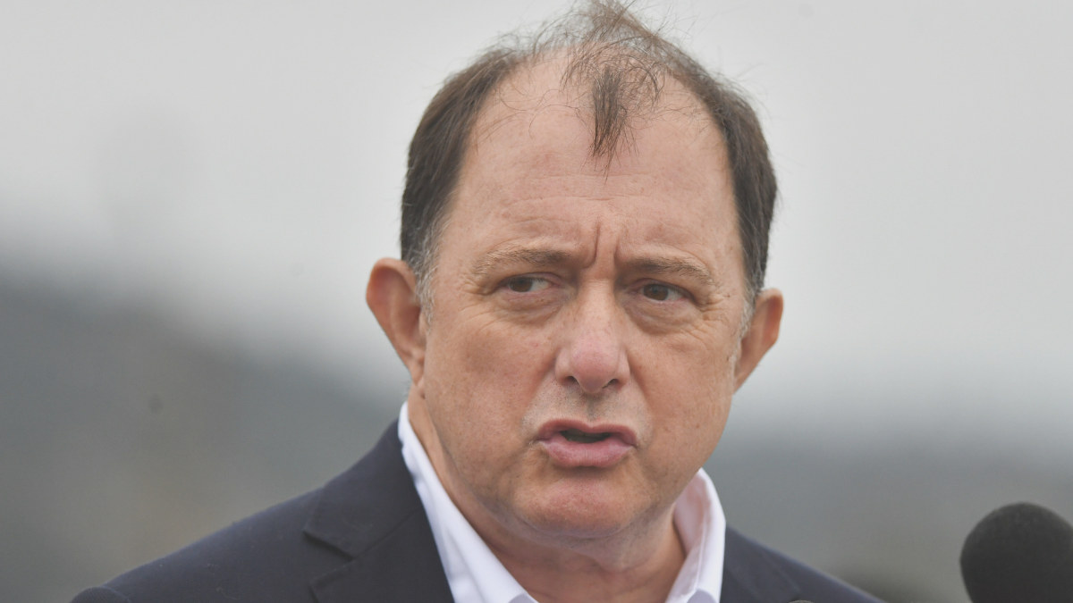 Ministro Poduje asegura que eliminarán inhabilidades para reconstrucción en Quilpué y Viña en dos semanas