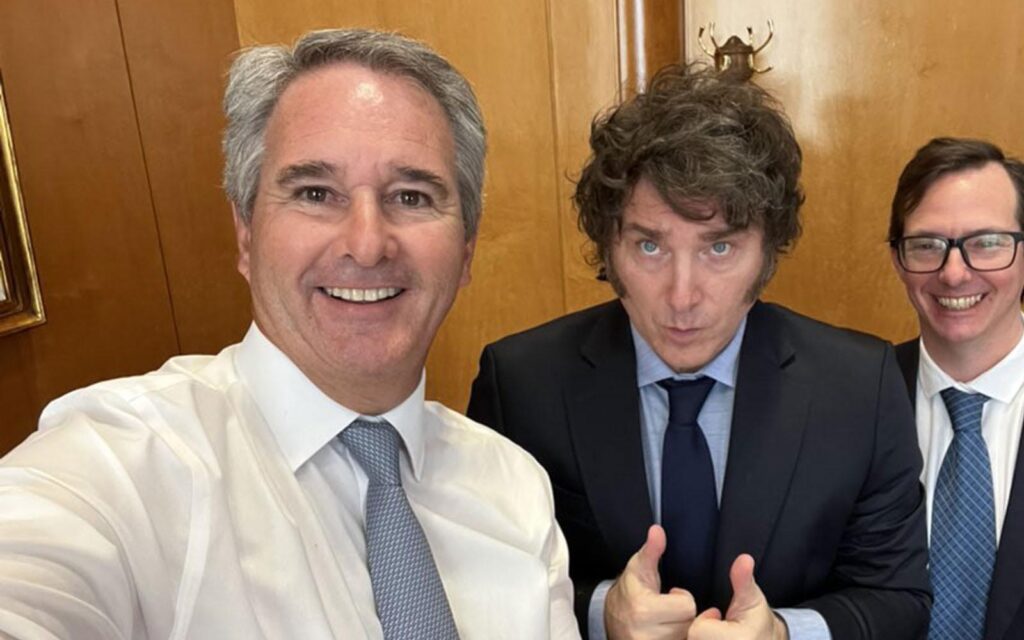 Argentina concreta su salida de la OMS