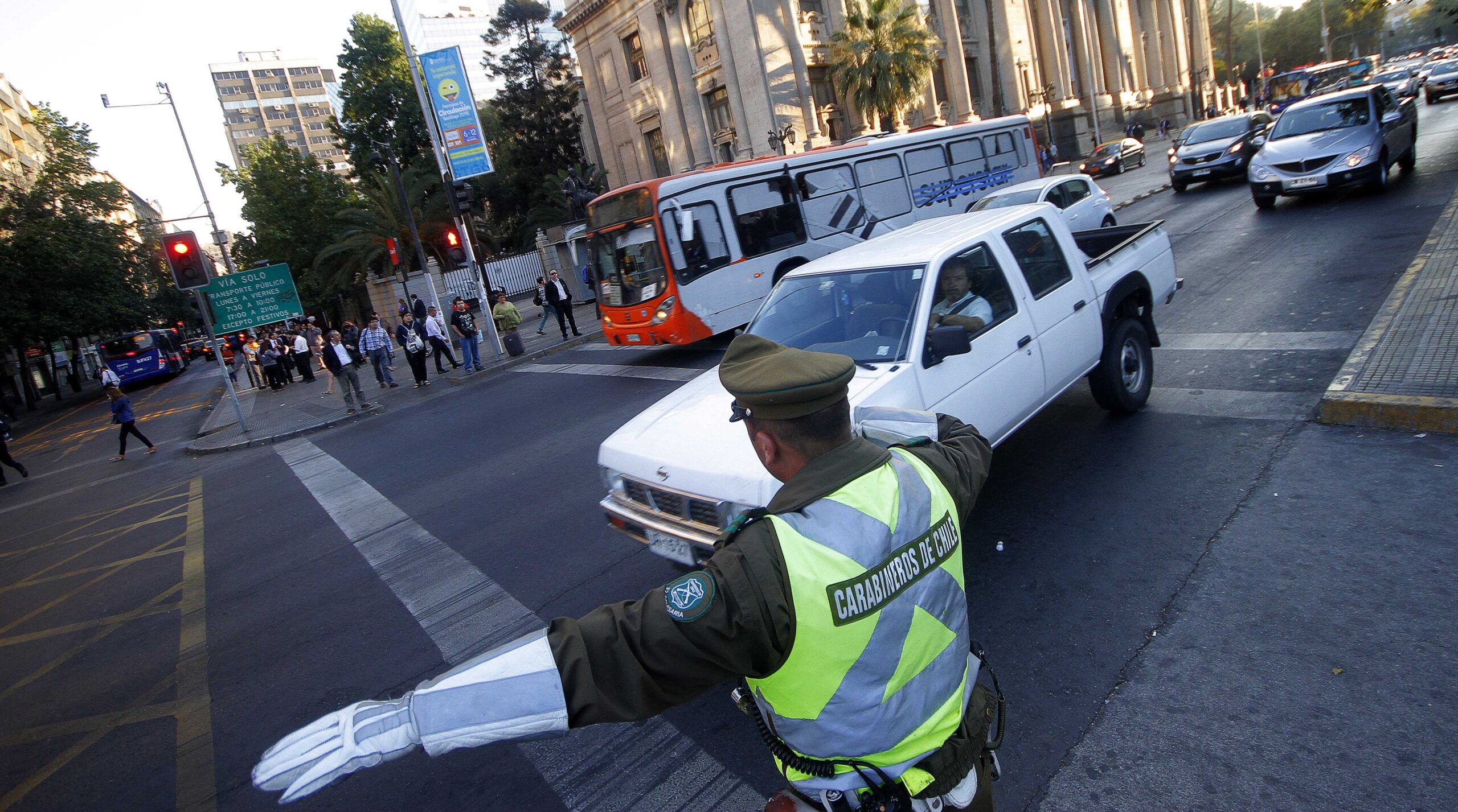 Estos son los desvíos de tránsito en Santiago, Providencia y Recoleta por marcha del 8M