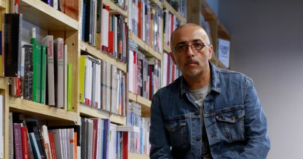 Luto en literatura chilena: fallece escritor Sergio Gómez, creador de Quique Hache