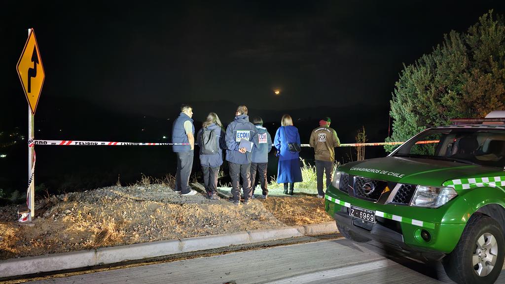 Horror en Curacaví: hallan cuerpo calcinado, decapitado y maniatado en kilómetro 2 de la Cuesta Zapata