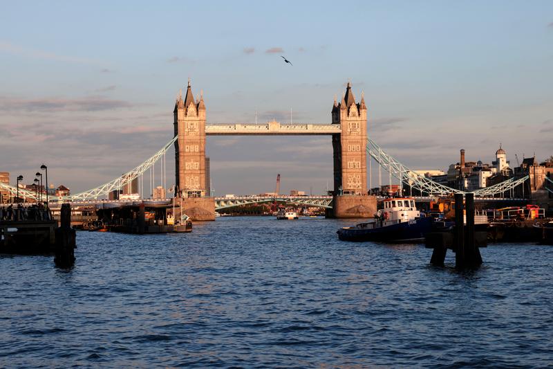 Más de 40 países negocian en Londres reapertura del estrecho de Ormuz