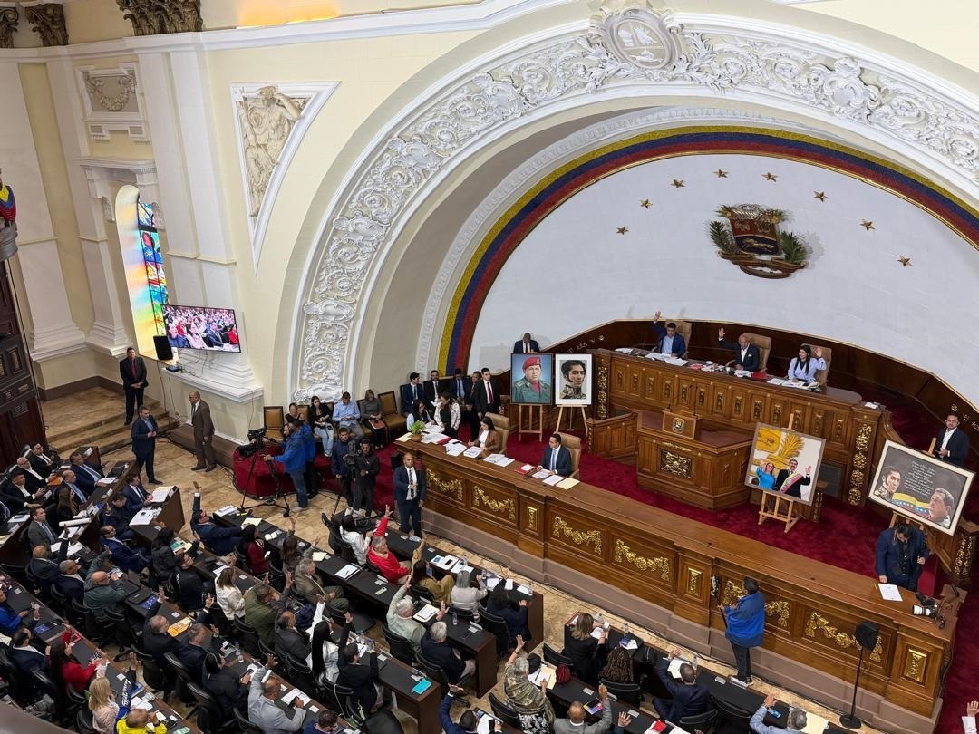 Venezuela crea comisión para reformar sistema judicial